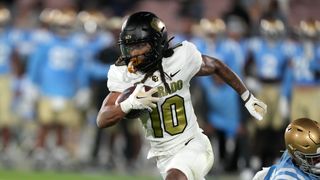 Xavier Weaver NFL Draft Scouting Report (Scouting Reports). Photo by Kirby Lee-USA TODAY Sports