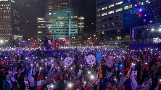 5 Cities That Should Host Future NFL Draft (NFL)