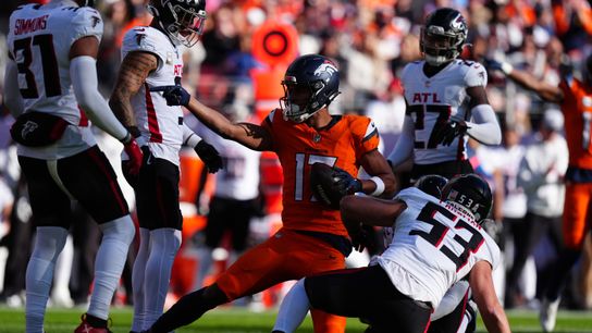  Devaughn Vele: The 26-year-old Rookie WR Surprising Us All (NFL)